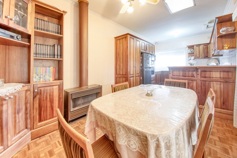 Photo - 13 Wright Street, Henley Beach SA 5022 - Image 7