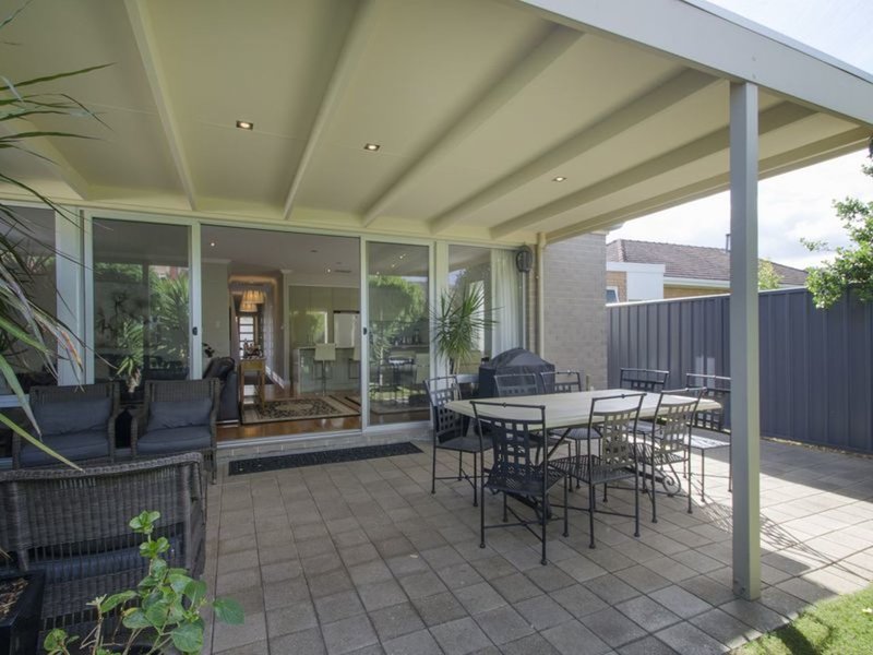 Photo - 13 Wycombe Way, Glengowrie SA 5044 - Image 17