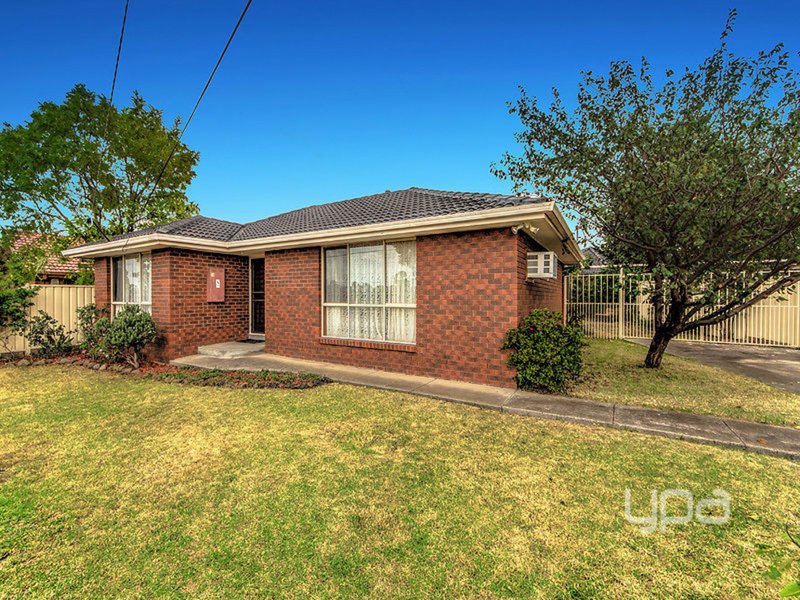 13 Wyvern Walk, Kings Park VIC 3021