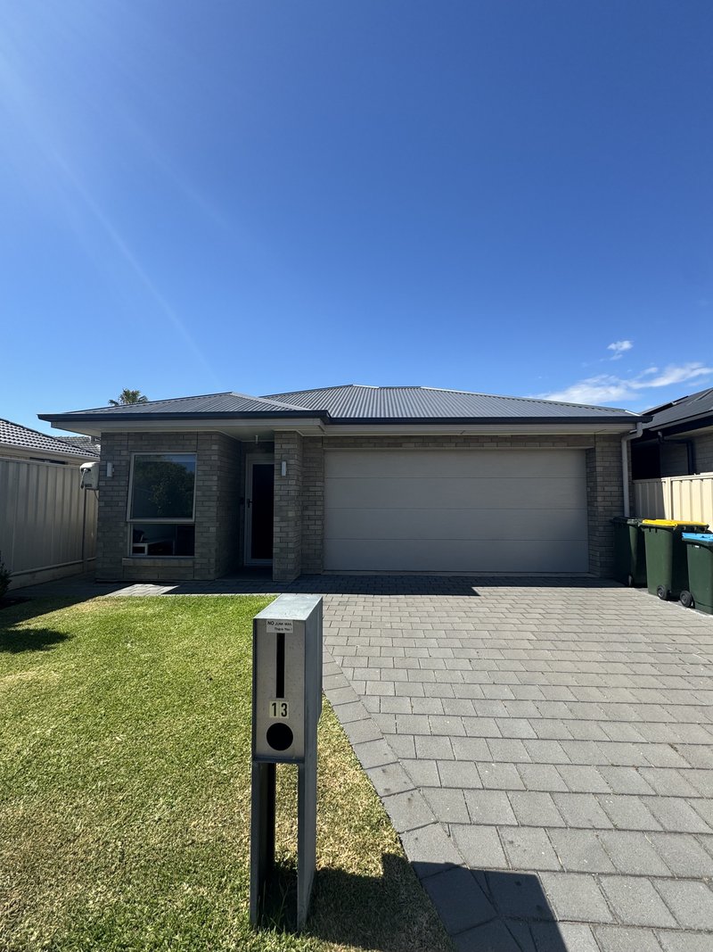 13 Yandra Street, Taperoo SA 5017