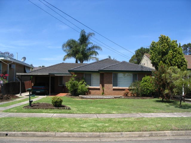 Photo - 13 Yoogali Street, Merrylands NSW 2160 - Image 11