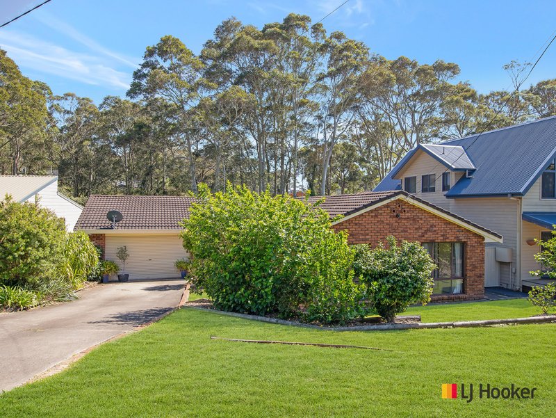 Photo - 13 Youralla Avenue, Malua Bay NSW 2536 - Image 2