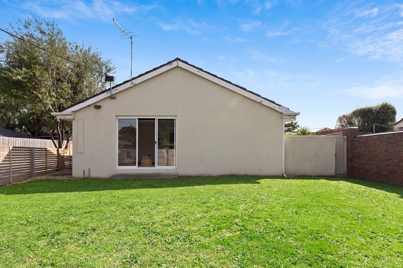 Photo - 1/3 Yvonne Court, Heatherton VIC 3202 - Image 12