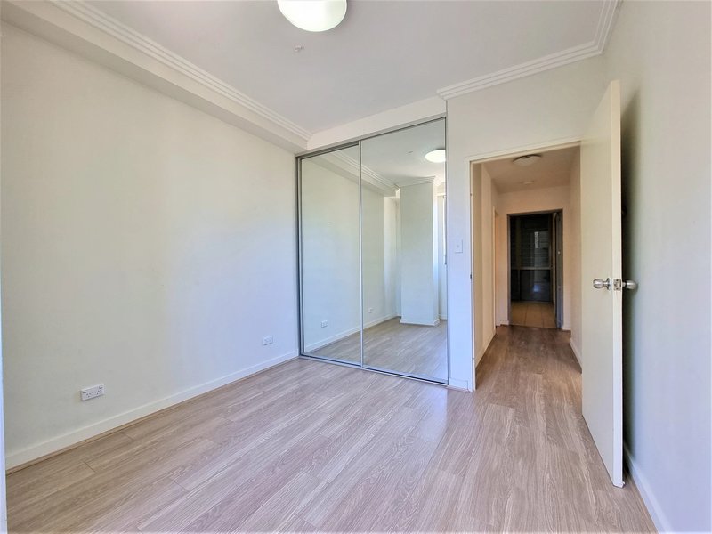 Photo - 1/30-32 Woniora Road, Hurstville NSW 2220 - Image 4