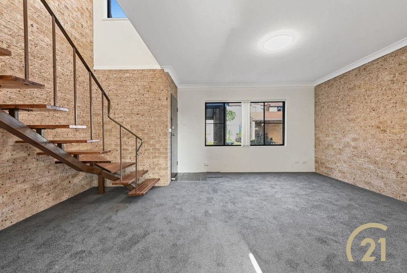 Photo - 1/30 Alderson Avenue, Liverpool NSW 2170 - Image 3