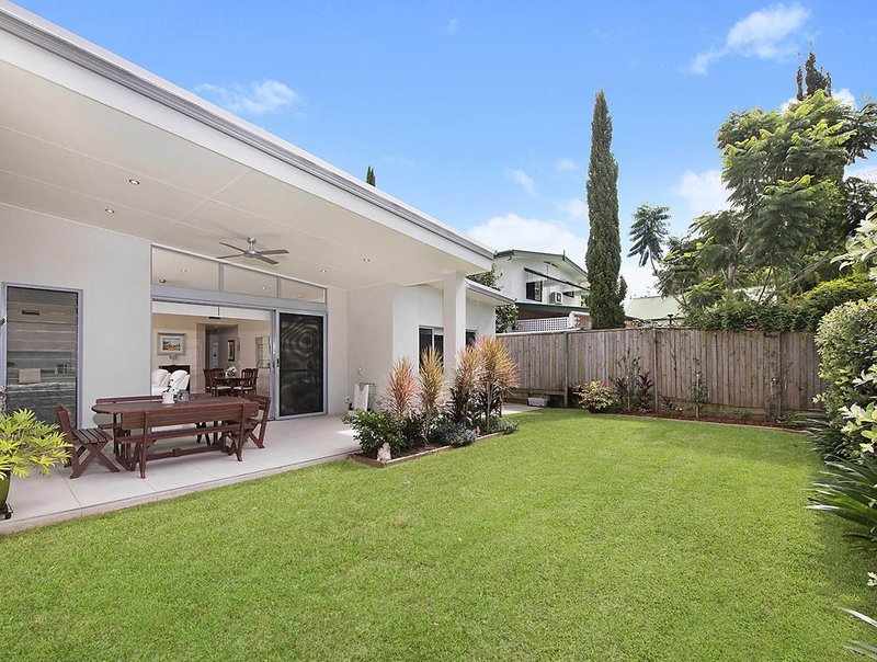 Photo - 1/30 Attunga Crescent, Buderim QLD 4556 - Image 2