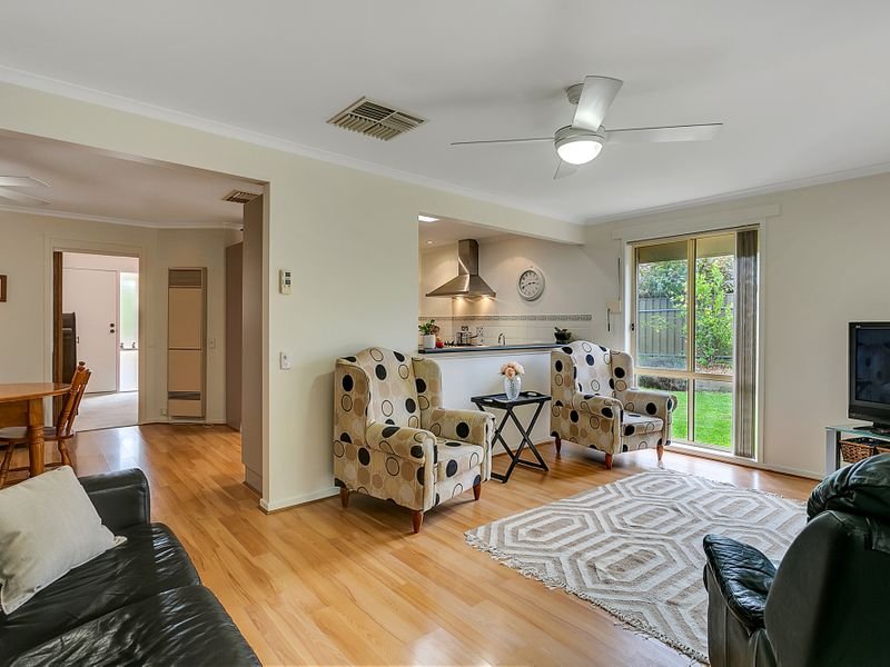 Photo - 130 Barcelona Road, Noarlunga Downs SA 5168 - Image 4