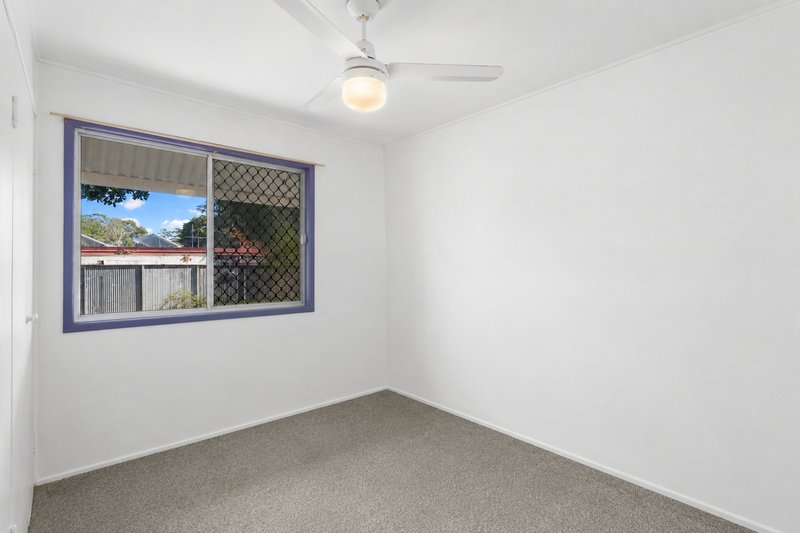 Photo - 130 Beaufort Place, Deception Bay QLD 4508 - Image 6