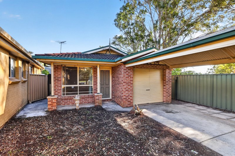Photo - 1/30 Bensley Road, Macquarie Fields NSW 2564 - Image 1