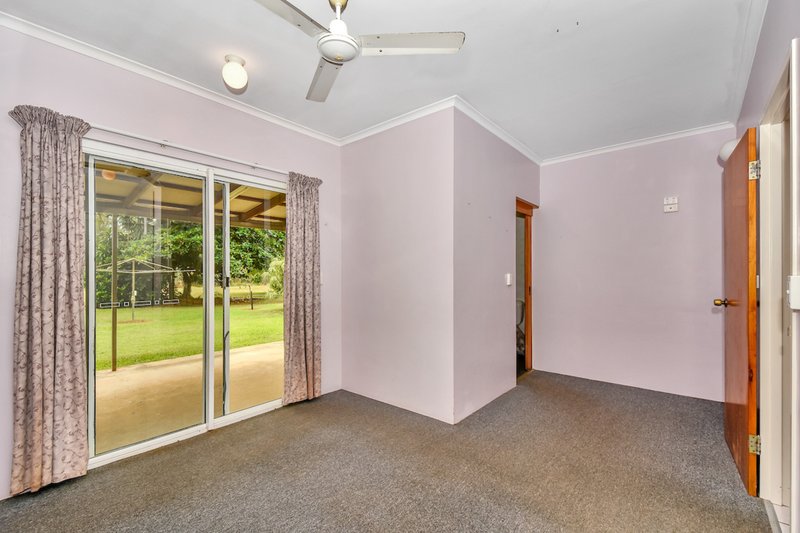 Photo - 130 Bridgemary Crescent, Girraween NT 0836 - Image 7