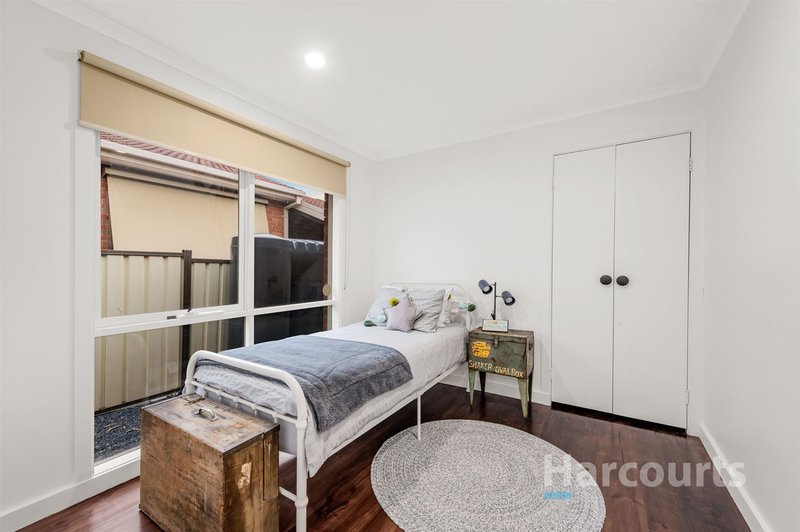 Photo - 1/30 Chappell Drive, Wantirna South VIC 3152 - Image 11