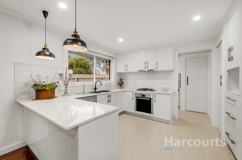 Photo - 1/30 Chappell Drive, Wantirna South VIC 3152 - Image 3