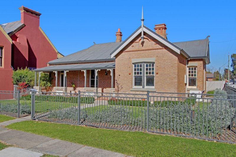 Photo - 130 Clifford Street, Goulburn NSW 2580 - Image 6