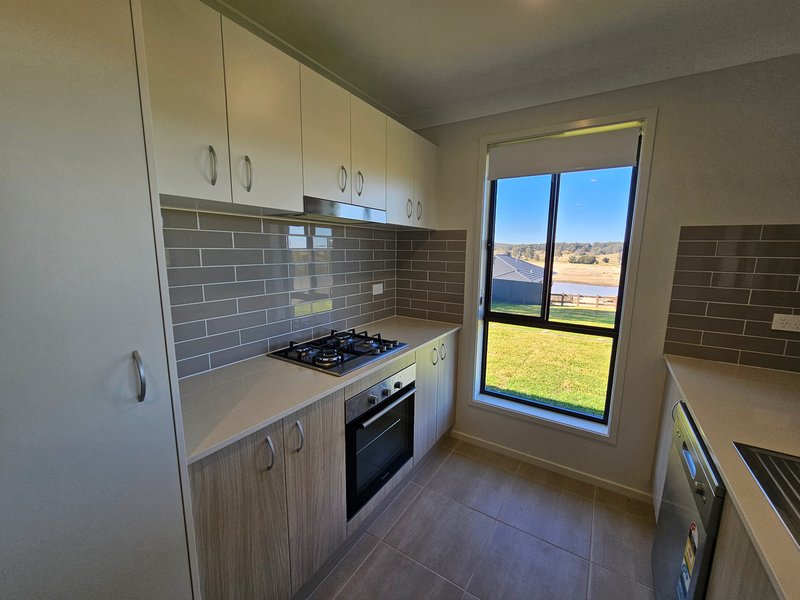 Photo - 1/30 Corymbia Circuit, Heddon Greta NSW 2321 - Image 3