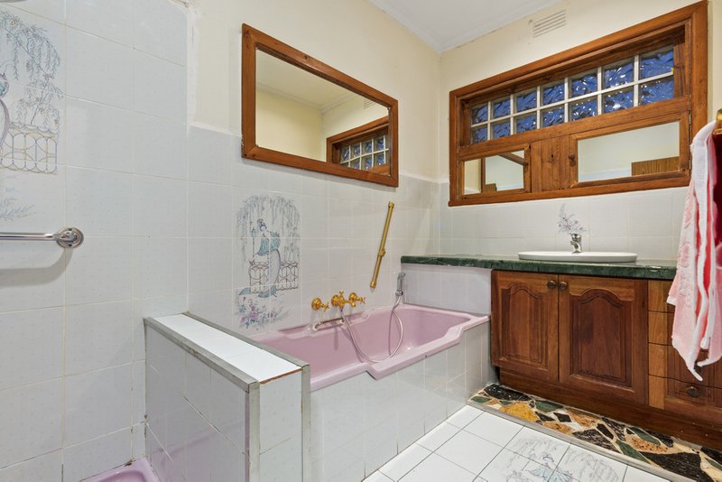 Photo - 130 Edgars Road, Thomastown VIC 3074 - Image 12