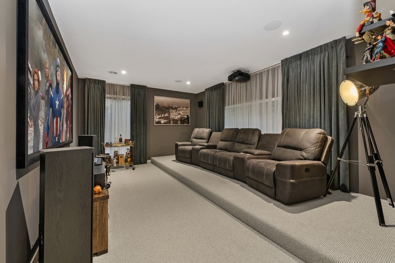 Photo - 130 Enterprise Circuit, Fraser Rise VIC 3336 - Image 8