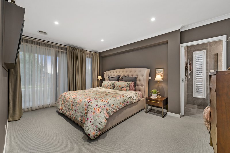 Photo - 130 Enterprise Circuit, Fraser Rise VIC 3336 - Image 9