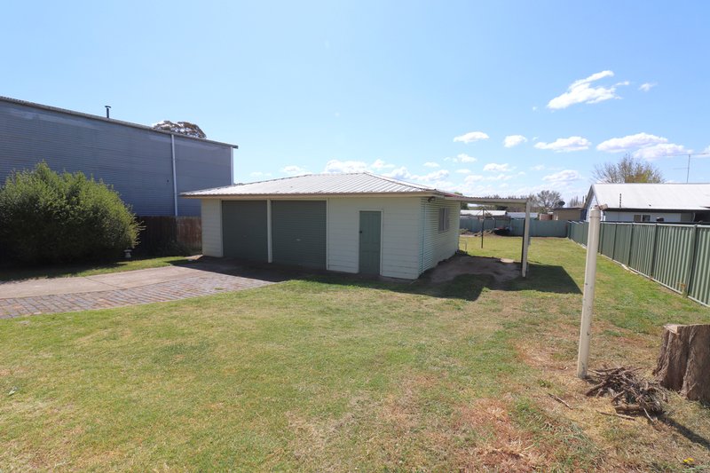 Photo - 130 Ferguson Street, Glen Innes NSW 2370 - Image 10