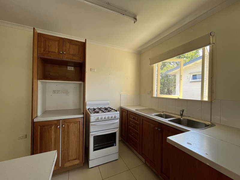 Photo - 130 Gilliver Street, Mount Gravatt East QLD 4122 - Image 6