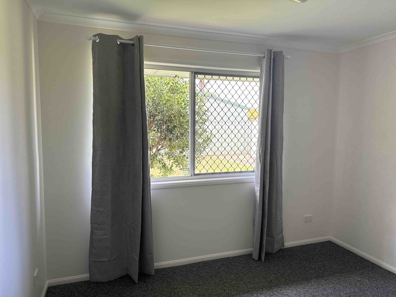 Photo - 130 Glenwood Drive, Morayfield QLD 4506 - Image 6