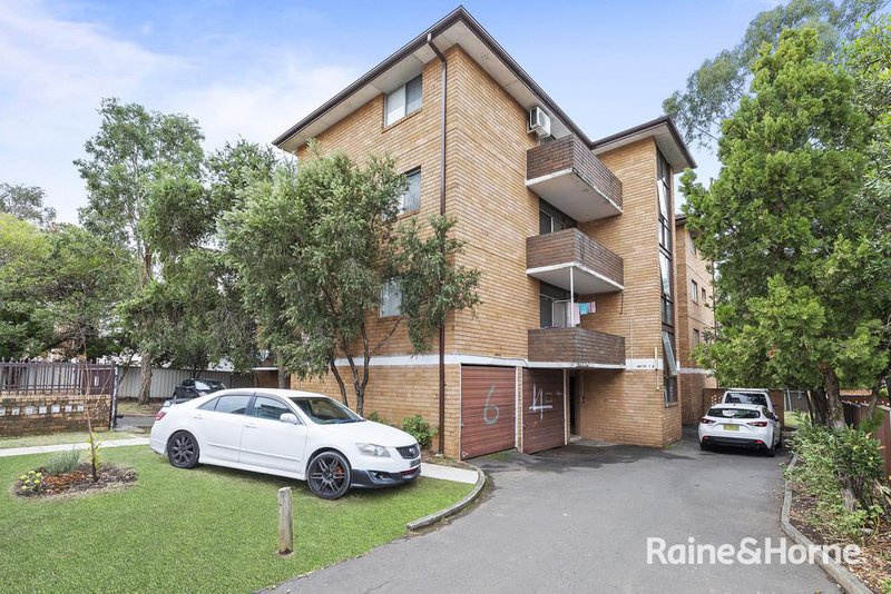 Photo - 1/30 Goulburn Street, Liverpool NSW 2170 - Image 2