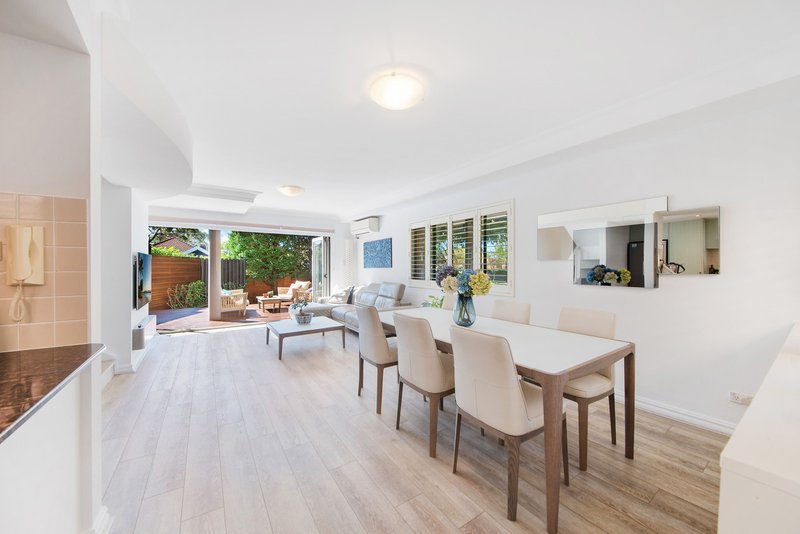 Photo - 1/30 Hale Road, Mosman NSW 2088 - Image 4