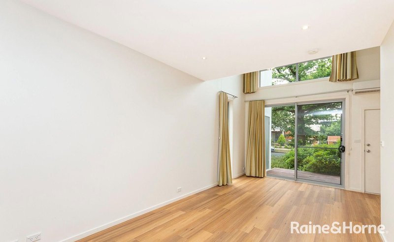 Photo - 1/30 Ijong Street, Braddon ACT 2612 - Image 1