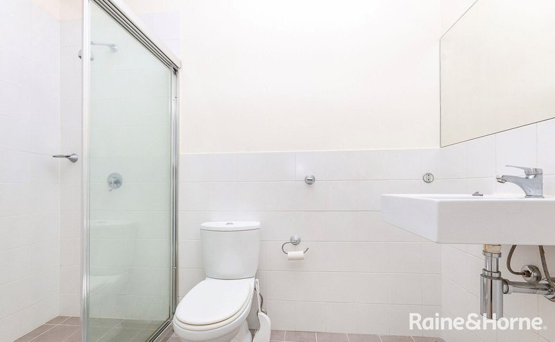 Photo - 1/30 Ijong Street, Braddon ACT 2612 - Image 4