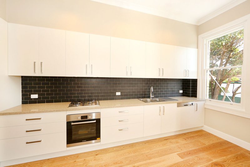 Photo - 1/30 Llewellyn Street, Marrickville NSW 2204 - Image 3