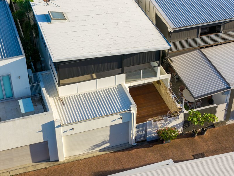 Photo - 130 Love Street, Bulimba QLD 4171 - Image 2