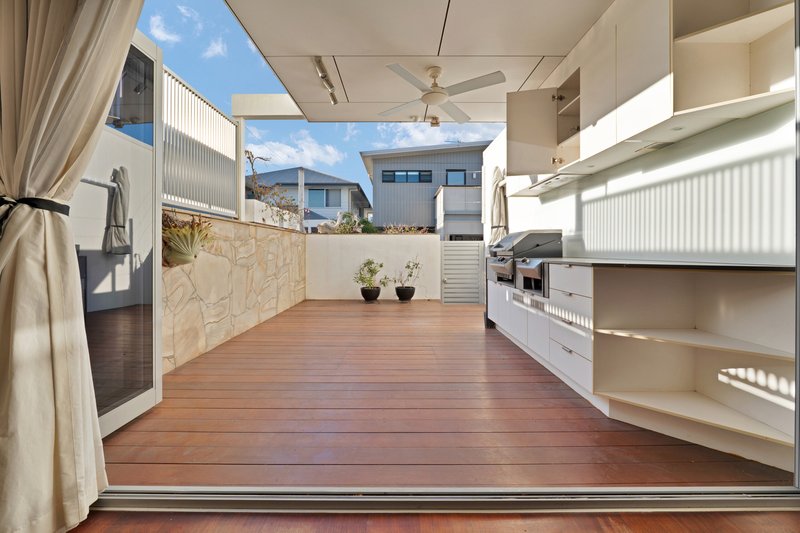 Photo - 130 Love Street, Bulimba QLD 4171 - Image 9