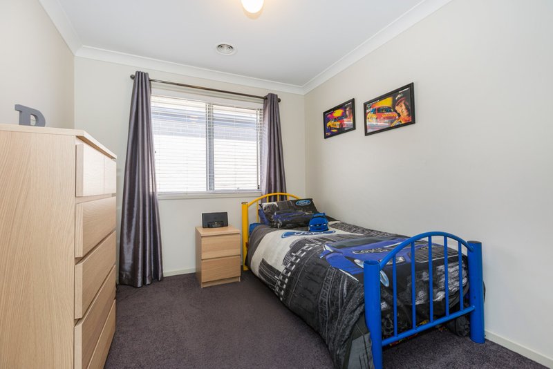 Photo - 130 Mabo Boulevard, Bonner ACT 2914 - Image 11