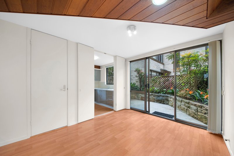 Photo - 1/30 Marks Street, Cammeray NSW 2062 - Image 2