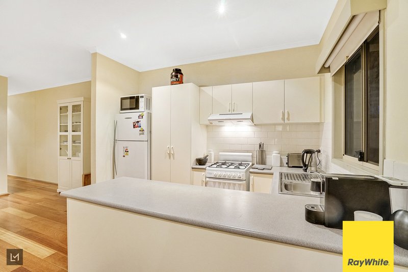 Photo - 1/30 Mclennan Street, Braybrook VIC 3019 - Image 5