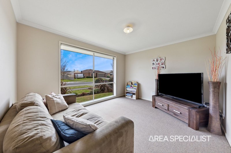 Photo - 130 Moody Street, Koo Wee Rup VIC 3981 - Image 3