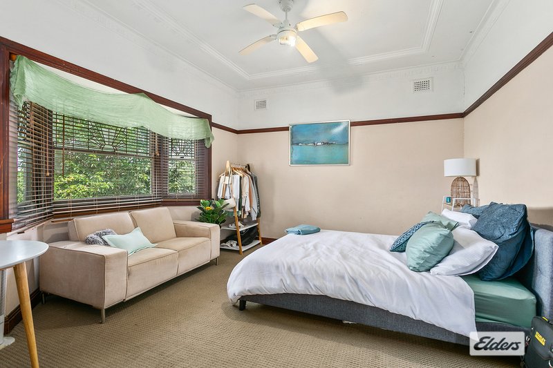 Photo - 1/30 Mt Keira Road, Wollongong NSW 2500 - Image 2