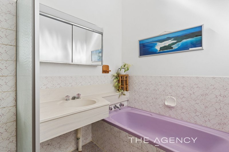 Photo - 130 Mundaring Weir Road, Kalamunda WA 6076 - Image 19