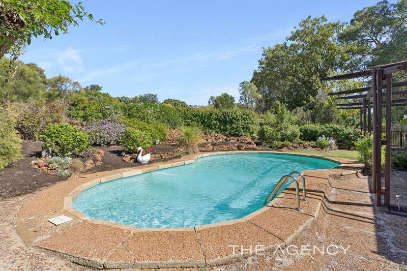 Photo - 130 Mundaring Weir Road, Kalamunda WA 6076 - Image 21