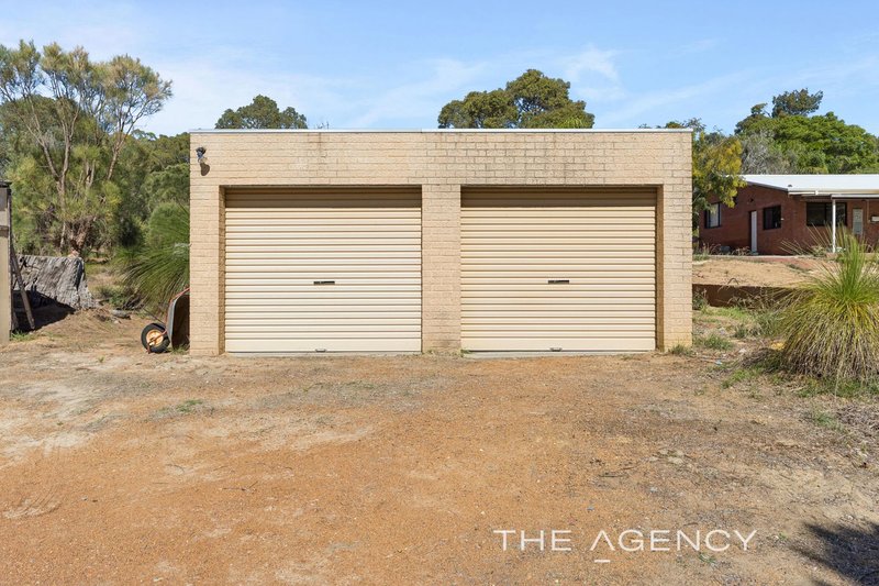Photo - 130 Mundaring Weir Road, Kalamunda WA 6076 - Image 25