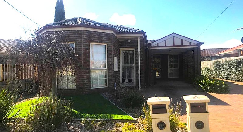 Photo - 1/30 Newham Way, Altona Meadows VIC 3028 - Image 1