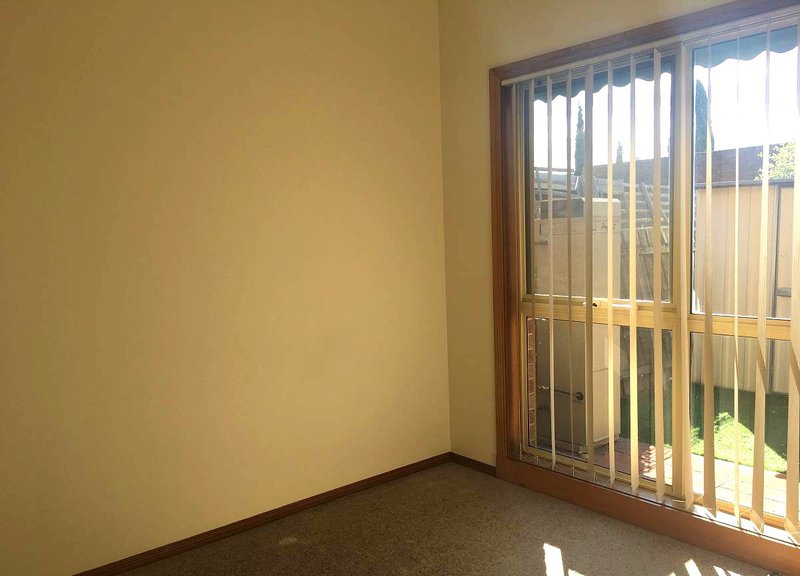 Photo - 1/30 Newham Way, Altona Meadows VIC 3028 - Image 8