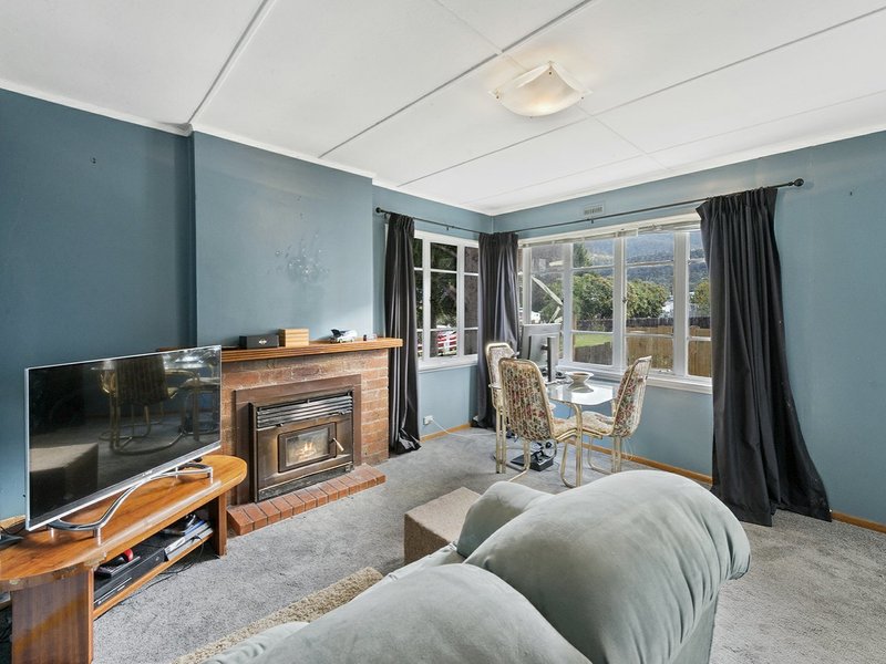 Photo - 1/30 Norman Circle, Glenorchy TAS 7010 - Image 3