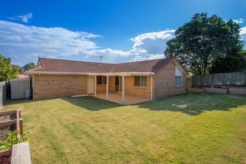 Photo - 130 Pohon Drive, Tanah Merah QLD 4128 - Image 10