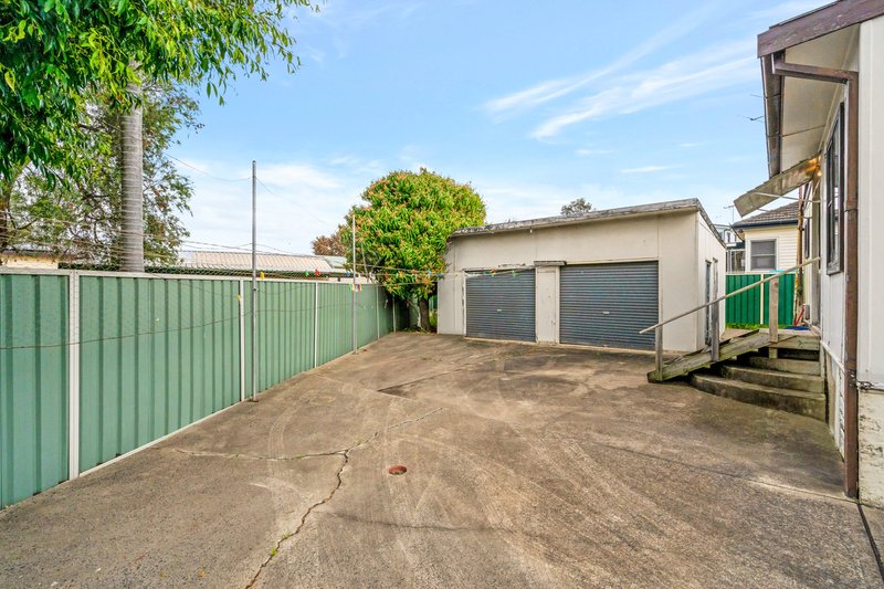 Photo - 130 Reilly Street, Lurnea NSW 2170 - Image 13