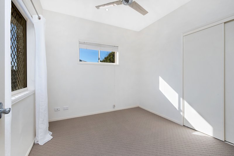 Photo - 1/30 Ridge Road, Maroochydore QLD 4558 - Image 11