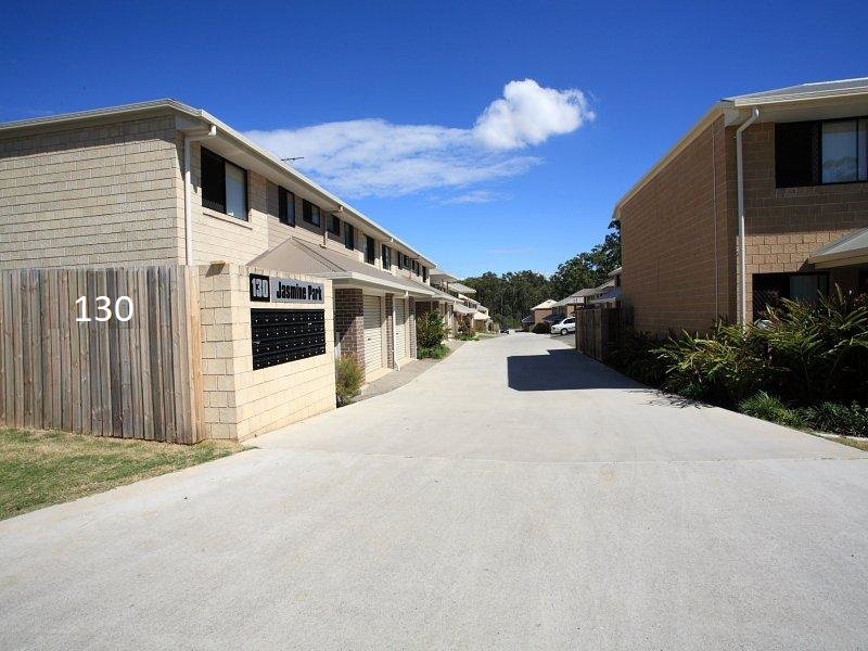 Photo - 130 Rockfield Road, Doolandella QLD 4077 - Image 1