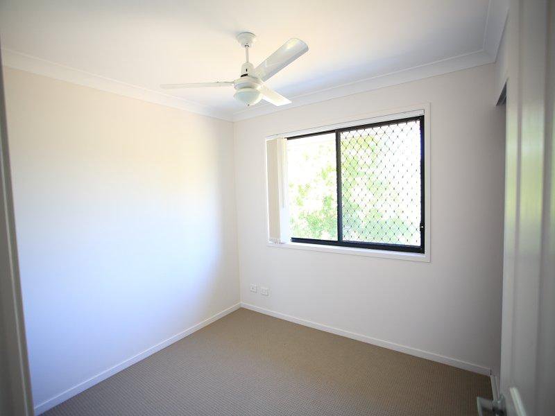 Photo - 130 Rockfield Road, Doolandella QLD 4077 - Image 4
