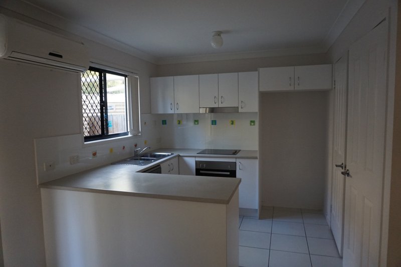 Photo - 130 Rockfield Road, Doolandella QLD 4077 - Image 6