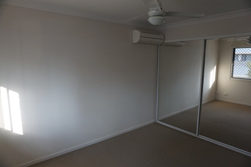 Photo - 130 Rockfield Road, Doolandella QLD 4077 - Image 9