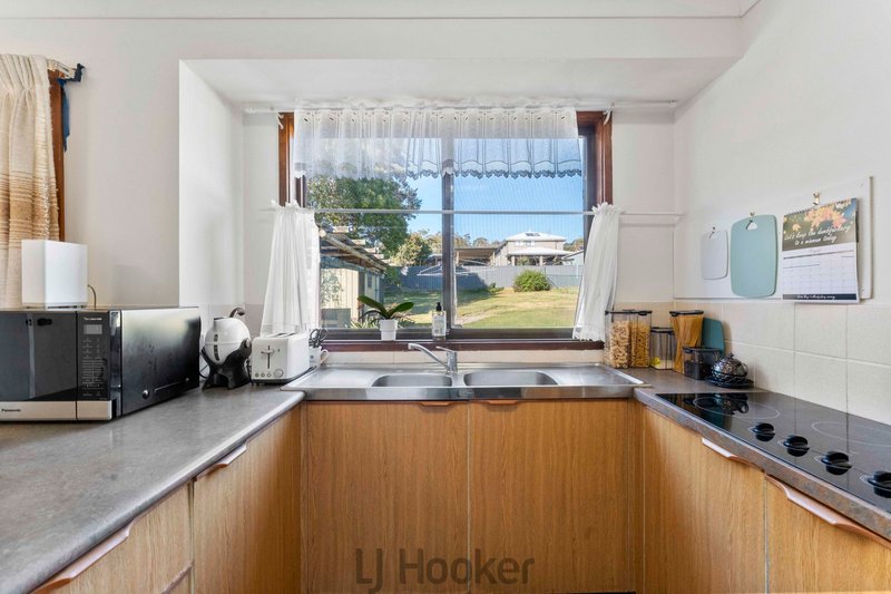 Photo - 130 Rosemary Row, Rathmines NSW 2283 - Image 9
